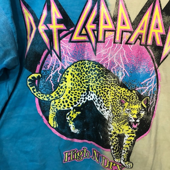 Unique Def Leppard tie dye t-shirt unisex - Picture 2 of 5